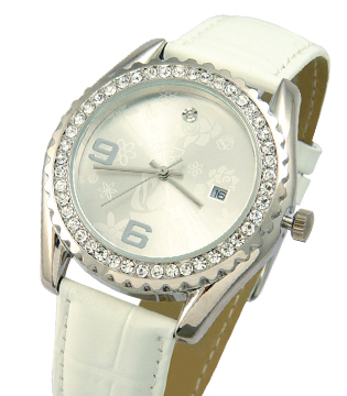 Bezel crystal watch